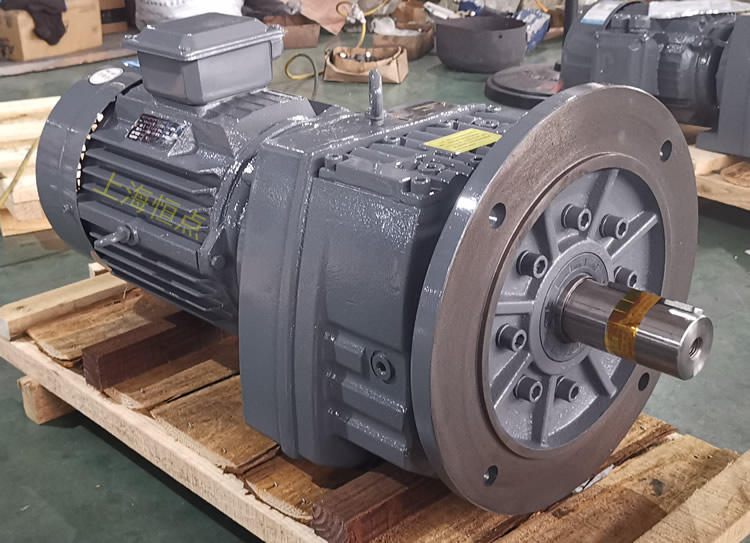 RF87減速機，立式安裝，輸入配電機，實物照片如下